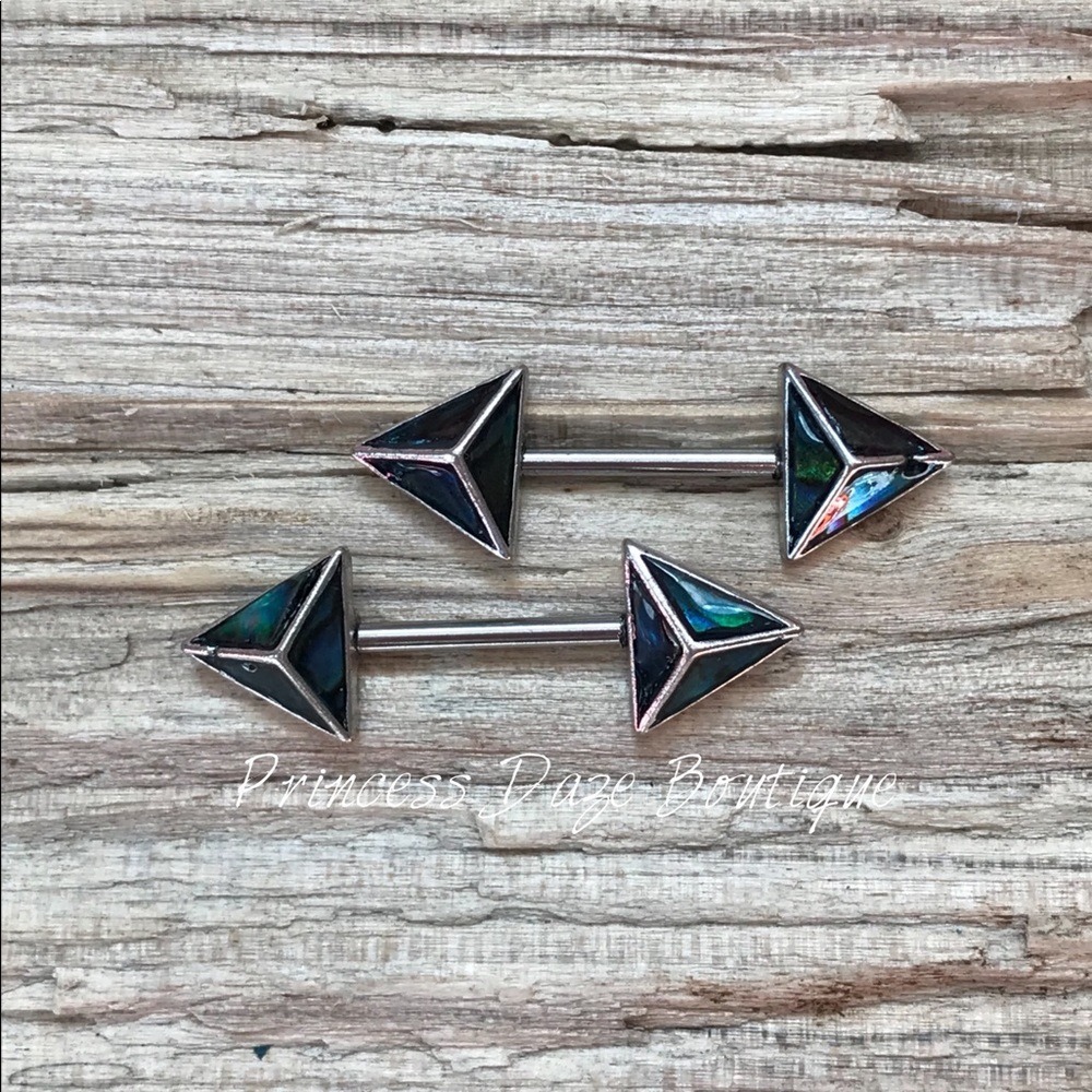 Unique Arrow‎ Barbell Nipple Rings